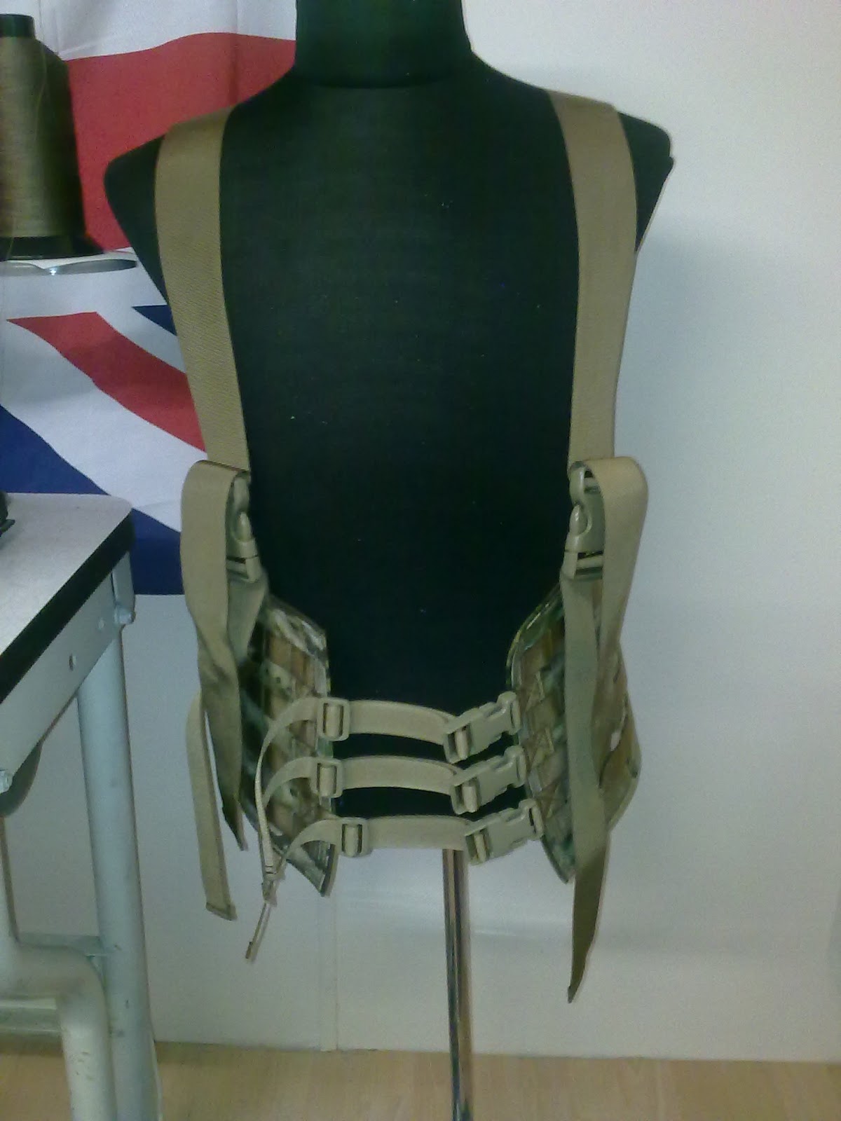 1157 TACTICAL: Camelion Split Chest Rig Multicam/DPM