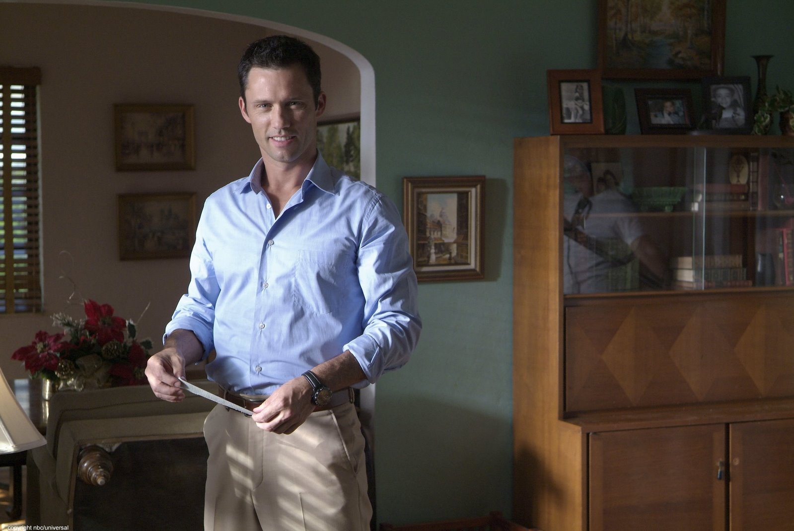 [JeffreyDonovan05.jpg]