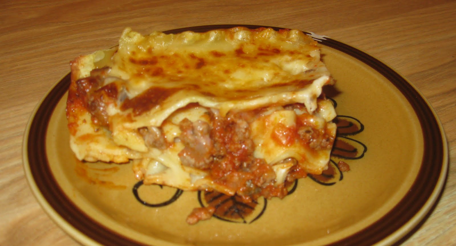 Nana's Recipe Box Beef and Mushroom Lasagna