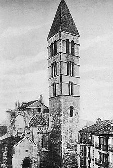 [225px-Antigua_restauración.jpg]