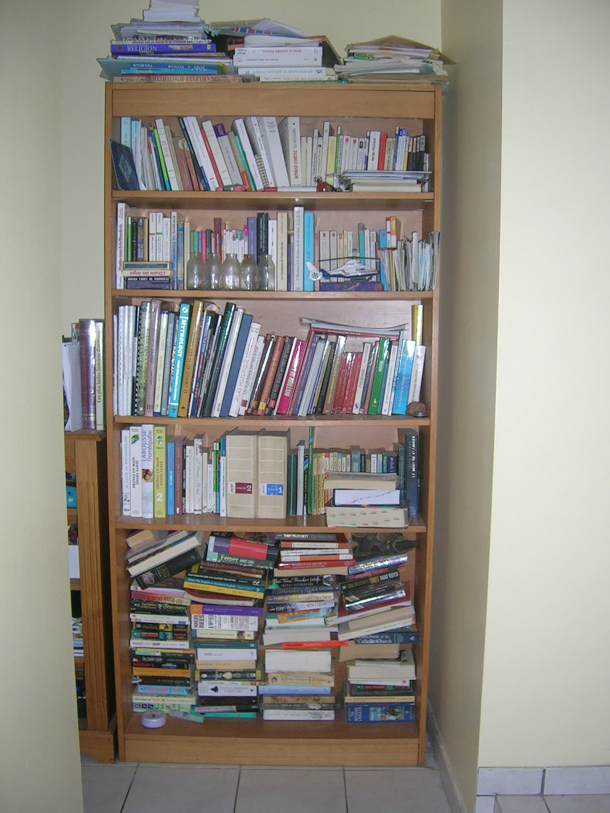 [Bookshelf+photos+1.jpg]