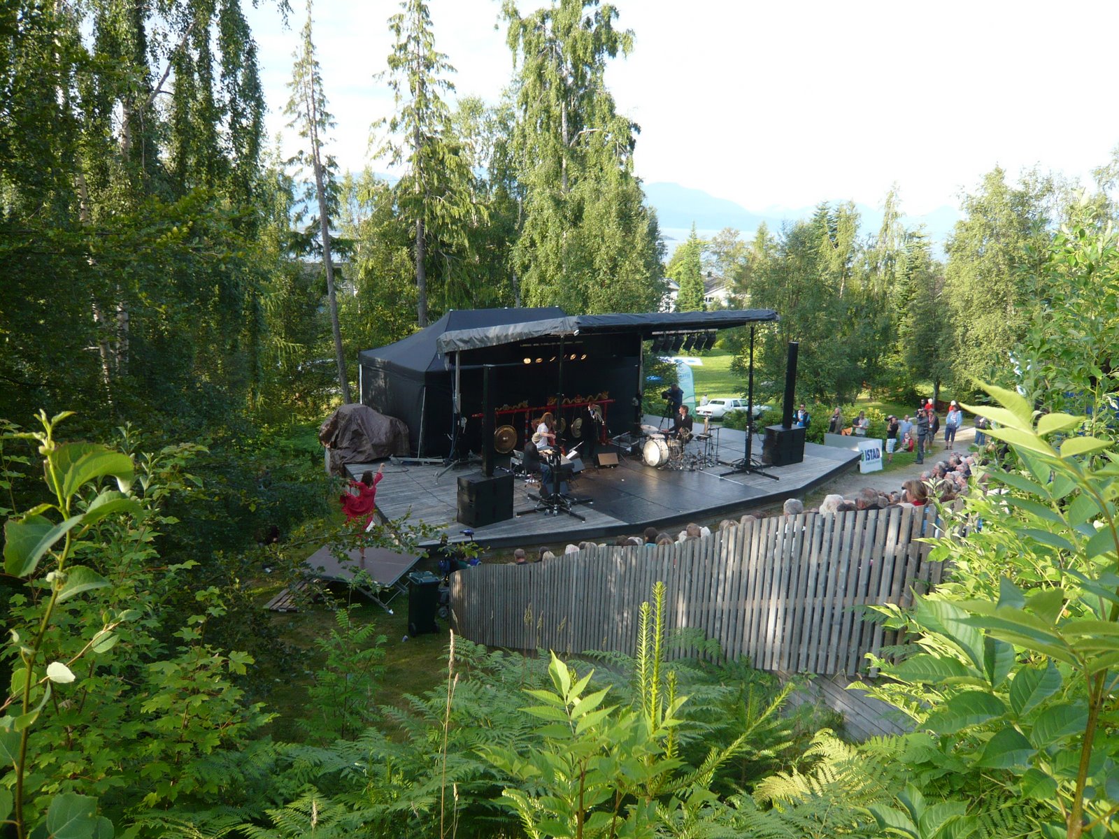 [Aitidliigmorgen+002.jpg]