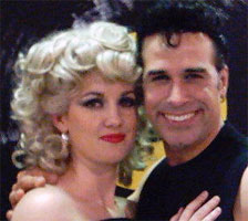 [john-travolta-phil.jpg]