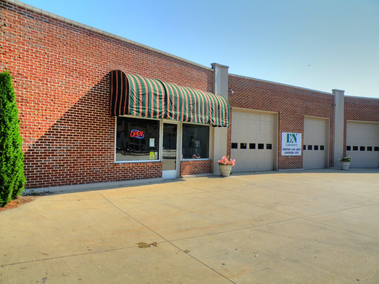 THE BLISSFIELD BUSINESS CHANNEL