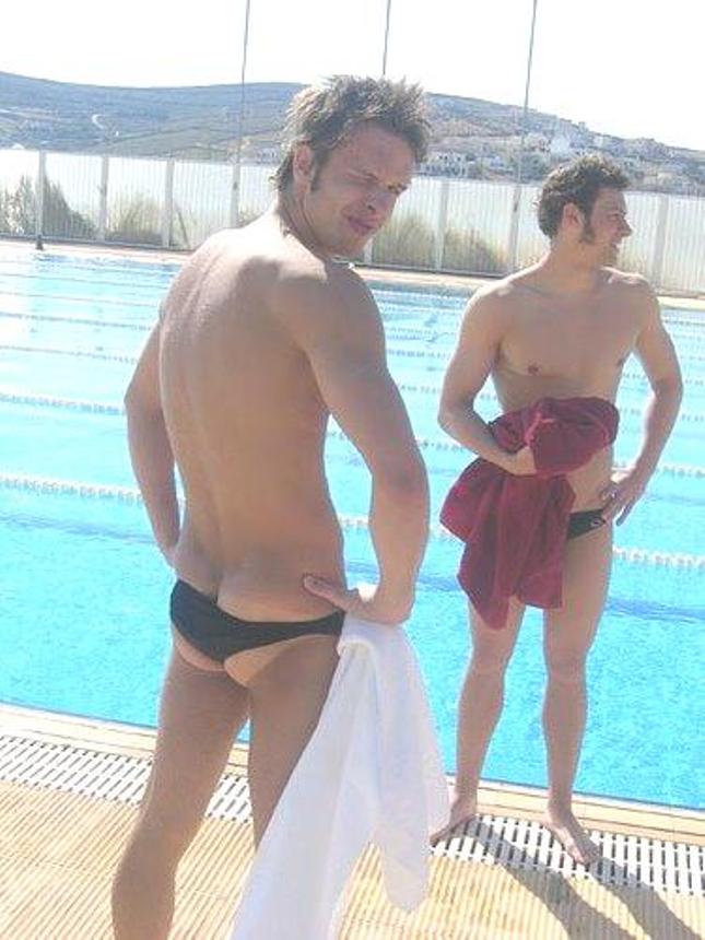 [TubeSteak3+Speedo1X98+Falling.jpg]