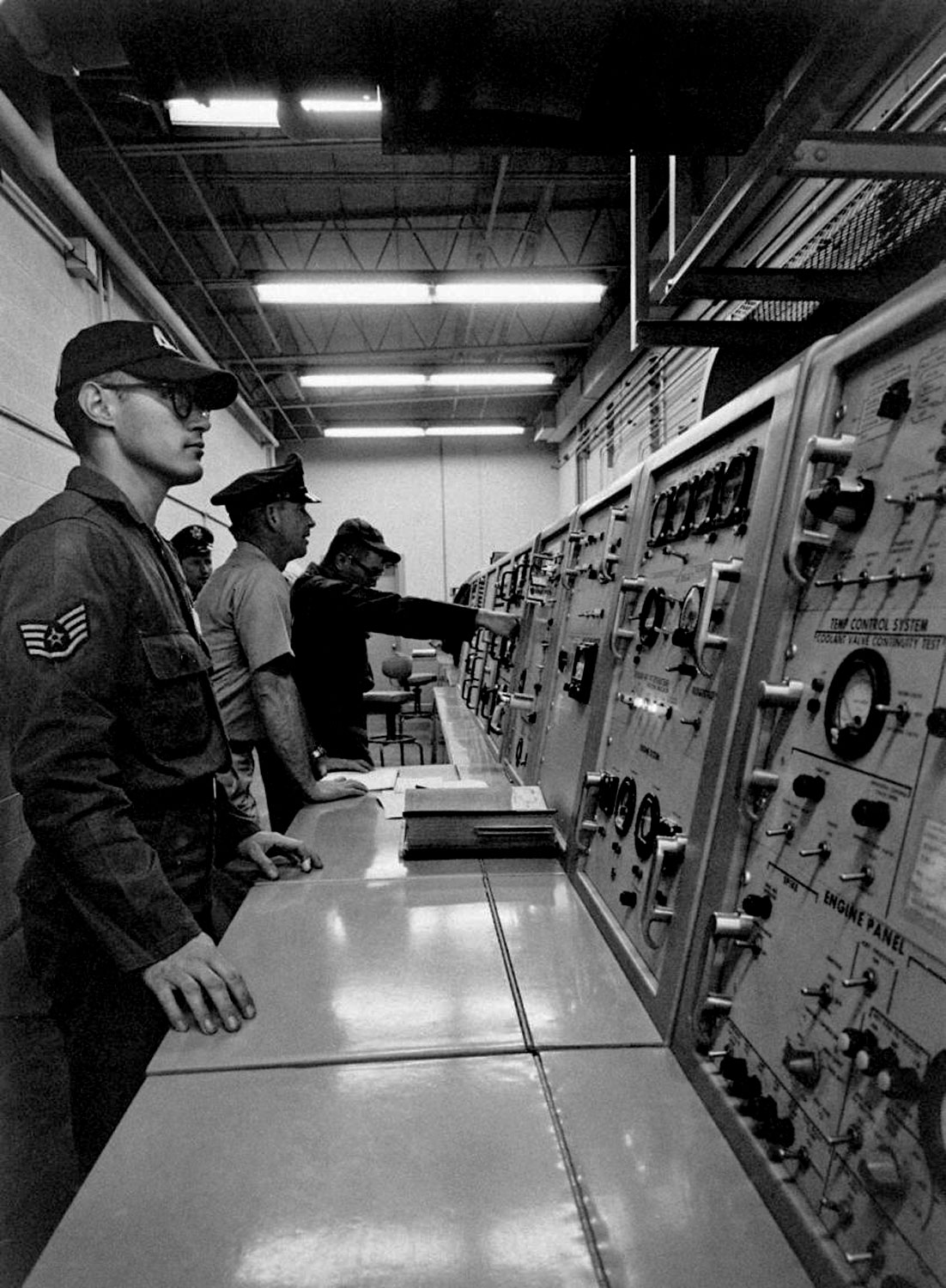 [c--3wy-56y56y-56y.jpg]