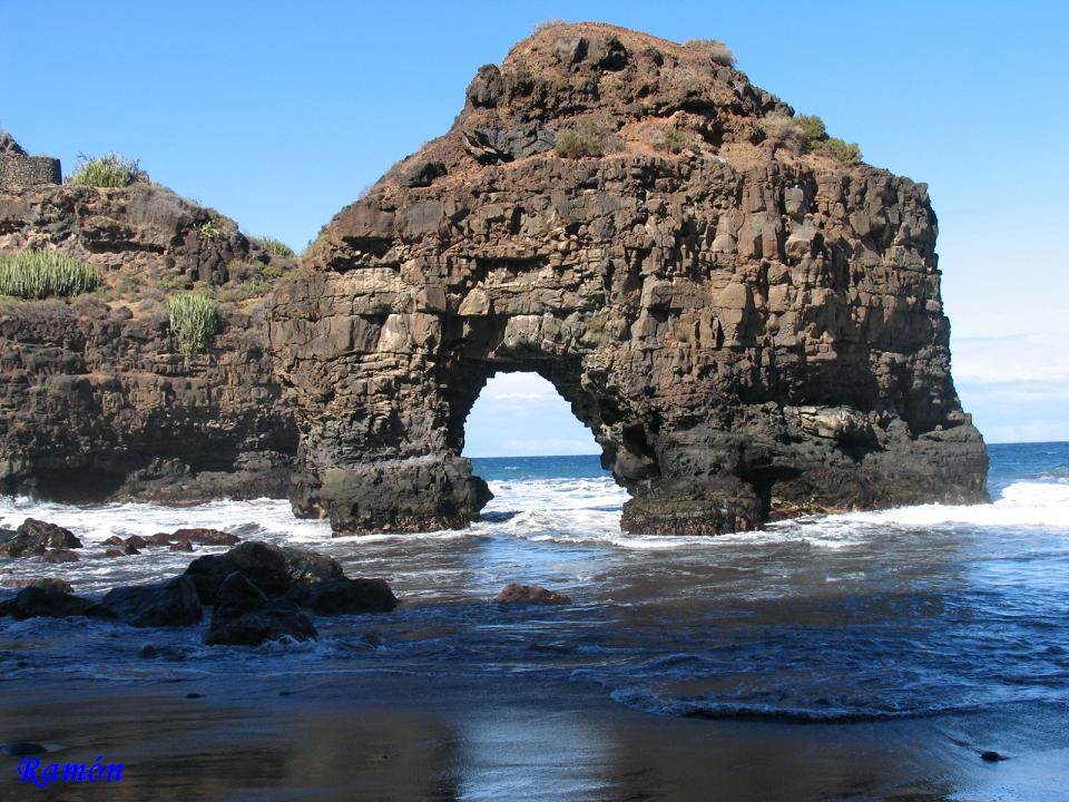nuestra-isla-tenerife-arcos-de-la-playa-de-los-roques-los-realejos
