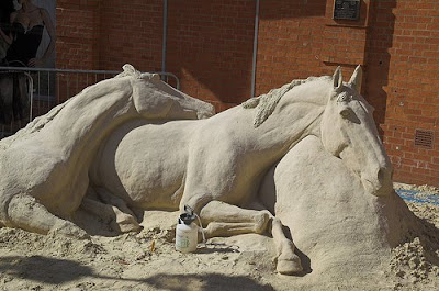 Two horses - Sand Art