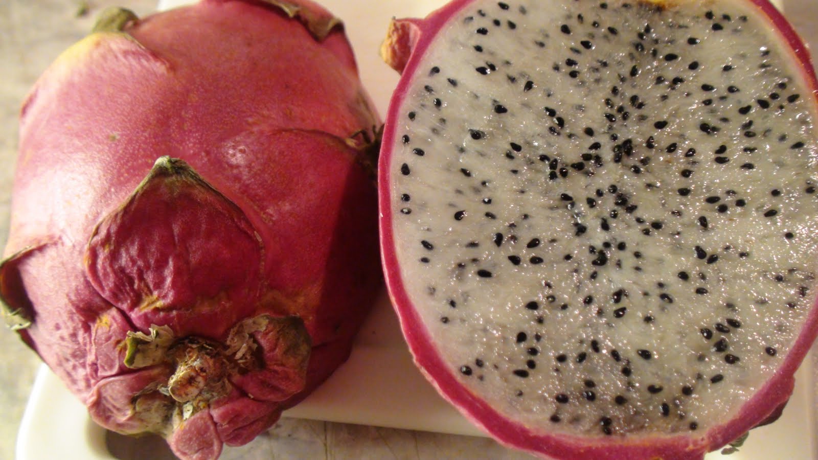 Gusto &amp; Aroma: Drachenfrucht mit Zitronengras-Sirup