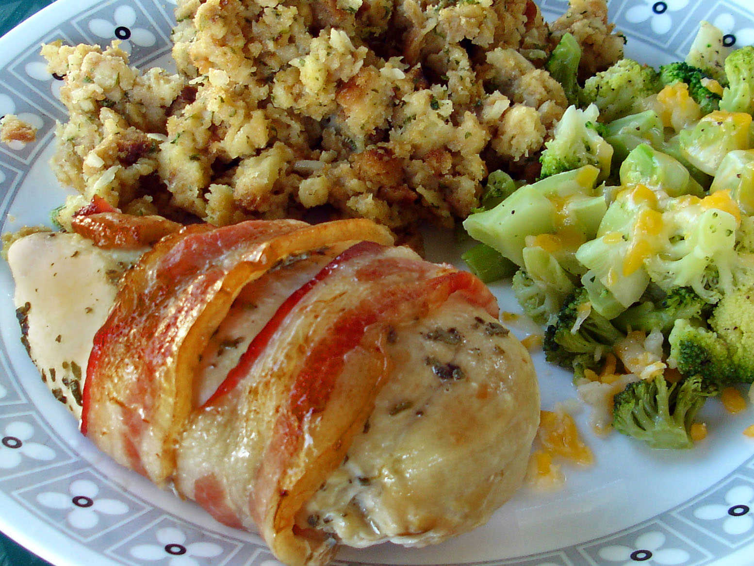 Rumble In The Kitchen Easiest. Chicken. Recipe. Ever. (Bacon Wrapped