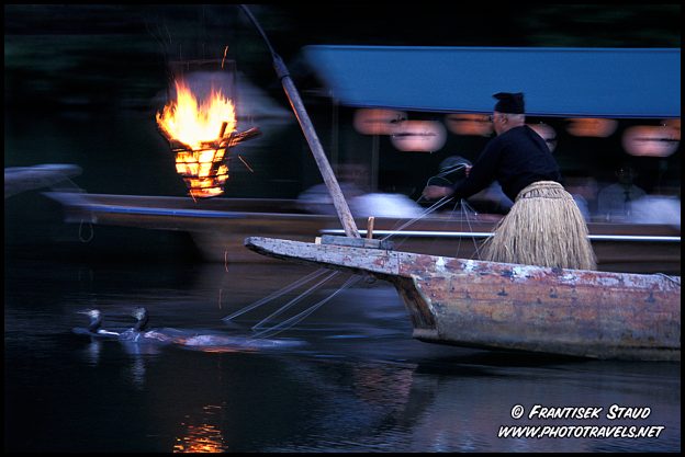 memancing kesan tradisional
