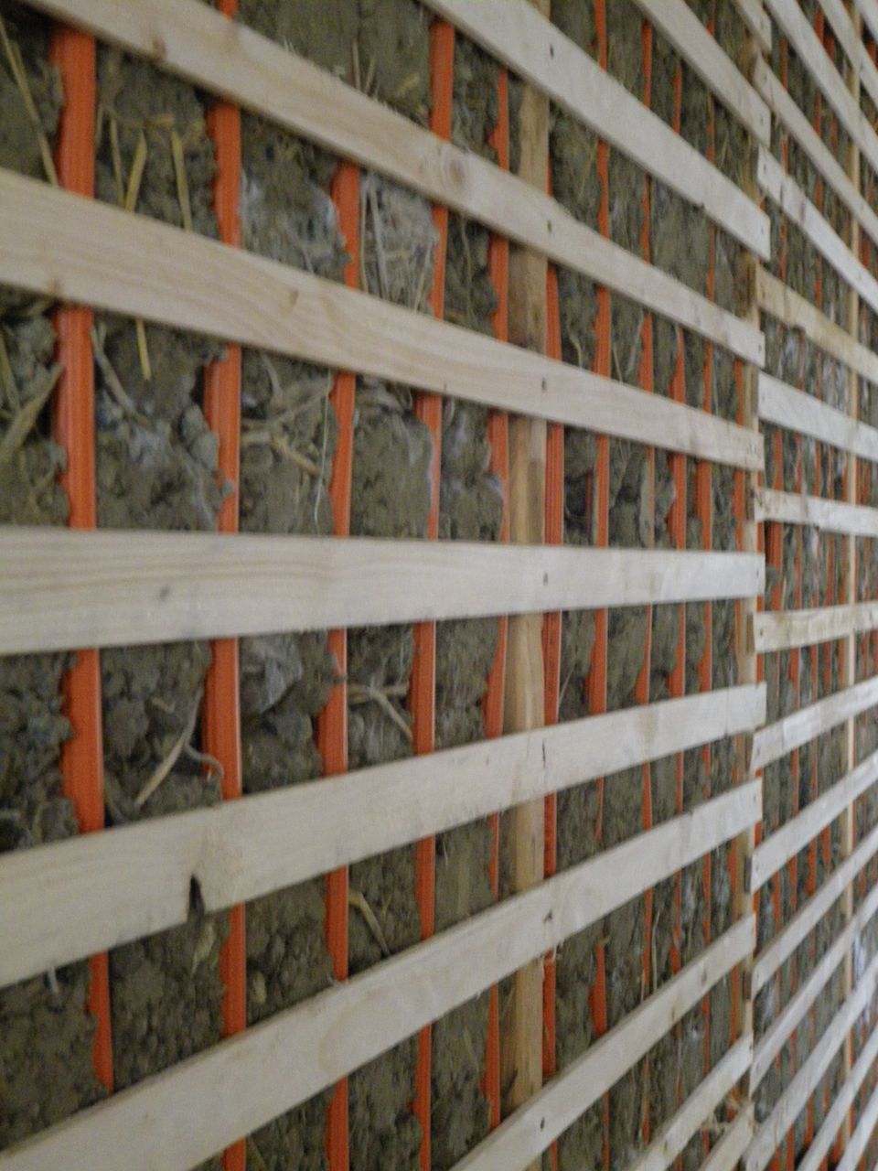 5253 Build Preparing Cob Walls for Plaster