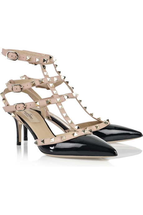 A Matter Of Style: DIY Fashion: Valentino pointy studded shoes
