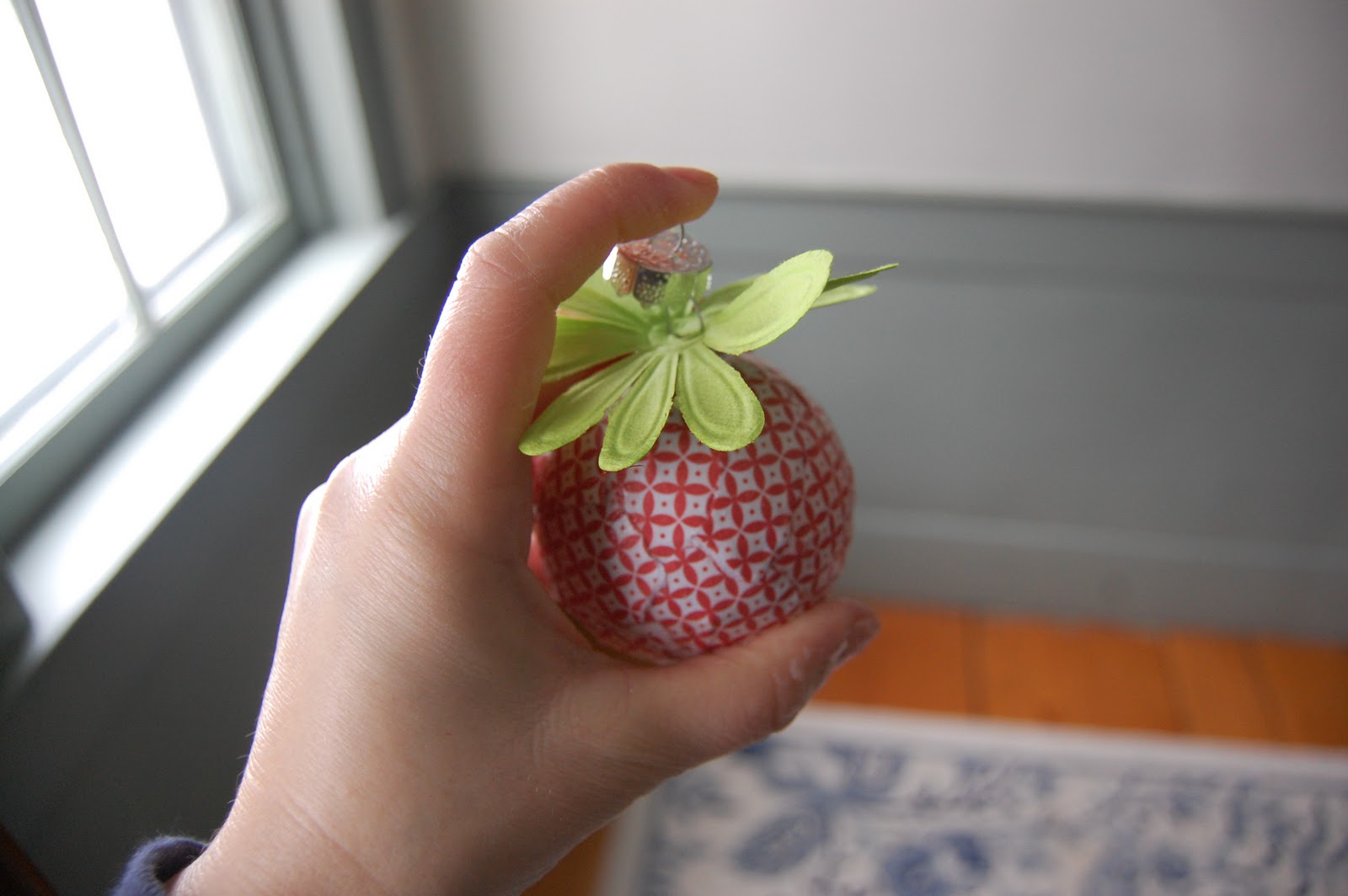 A Happy Heart Blog Naptime Craft Decoupage Glass Ornament Tutorial