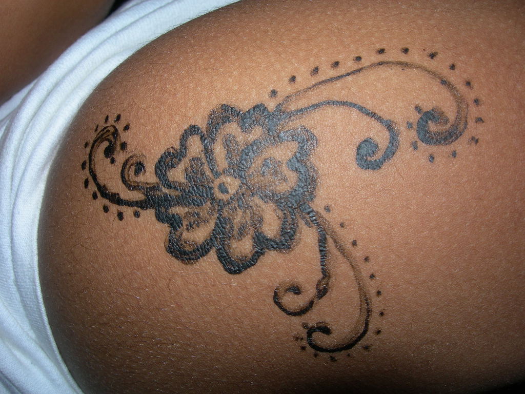 AMINA DESIGNS MEHANDI HENNA Henna in Washington DC