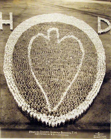 mass human formation photo