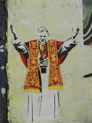 El papa Ratzinger by Dildosociety