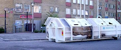 Malmö: Herrgården dumpsters