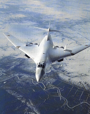 Tu-160+in+flight;+Russia+sent+two+such+strategic+bombers+to+Venezuela+last+week.jpg