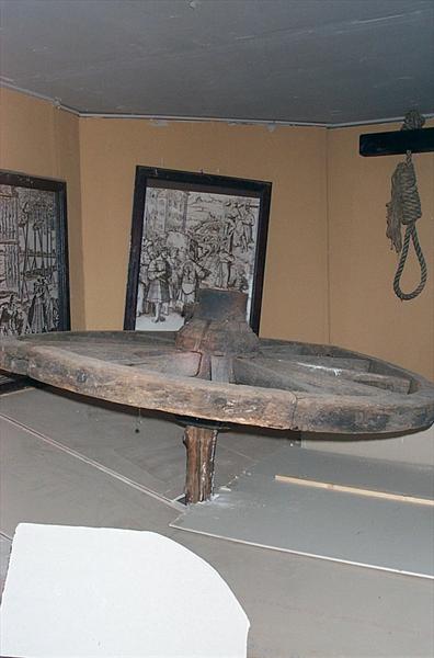 [Instruments_of_Torture_10.jpg]