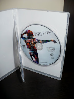 Michael Jackson's THIS IS IT Two-Disc Special Edition Polish Edition dvd2 label