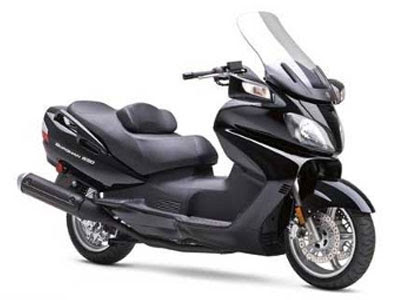 Suzuki Burgman 650 Stylish and Versatile Photos