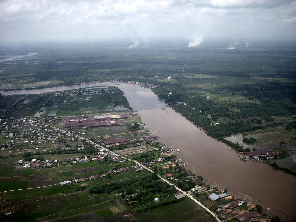 10 Sungai Terpanjang di Indonesia  Top Semua