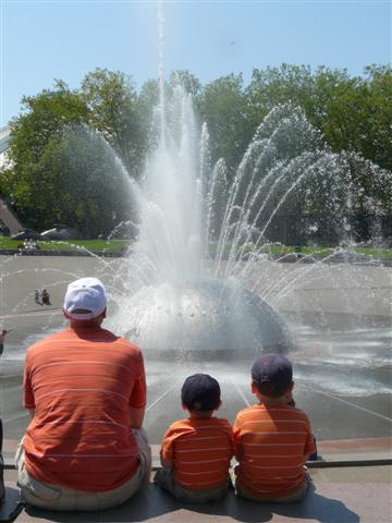 [SeattleCenter+052+(Small).jpg]