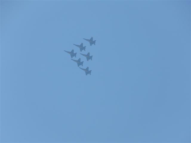 [Blue+Angels+234+(Small).jpg]
