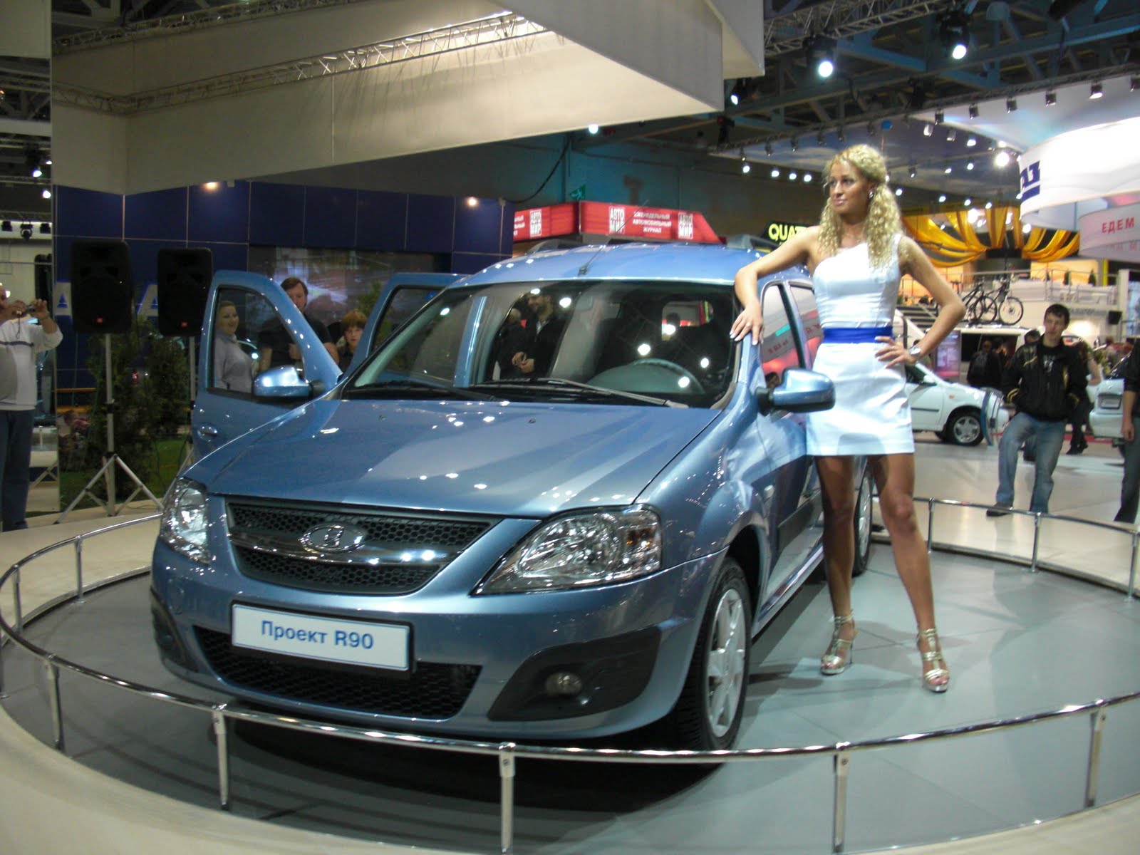 Russian Cars Info Moscow International Motor Show 2010 New Lada R90