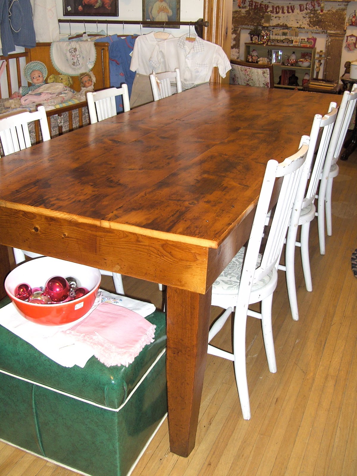 Polly Ann's... because there's no place like home... Pine Harvest Table
