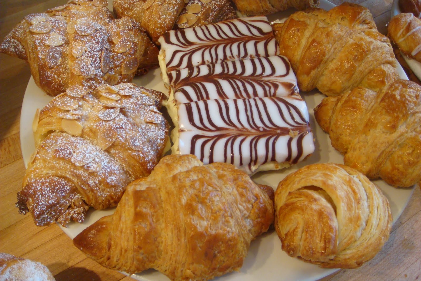 delicious.divine.design Croissant, Danish and Puff Pastry...oh my