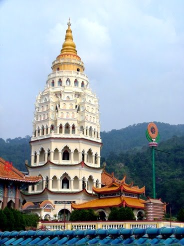 [Penang-kekLokSiTemple-Stan-LeeTP.jpg]