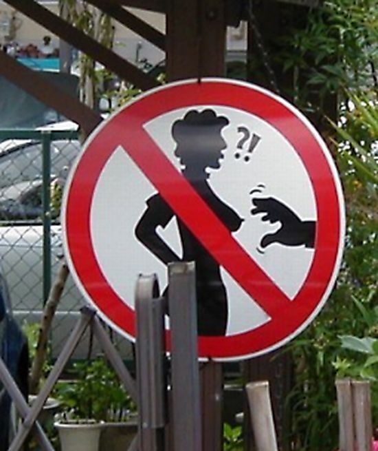 [Crazy_And_Unusual_Signs+_14.jpg]