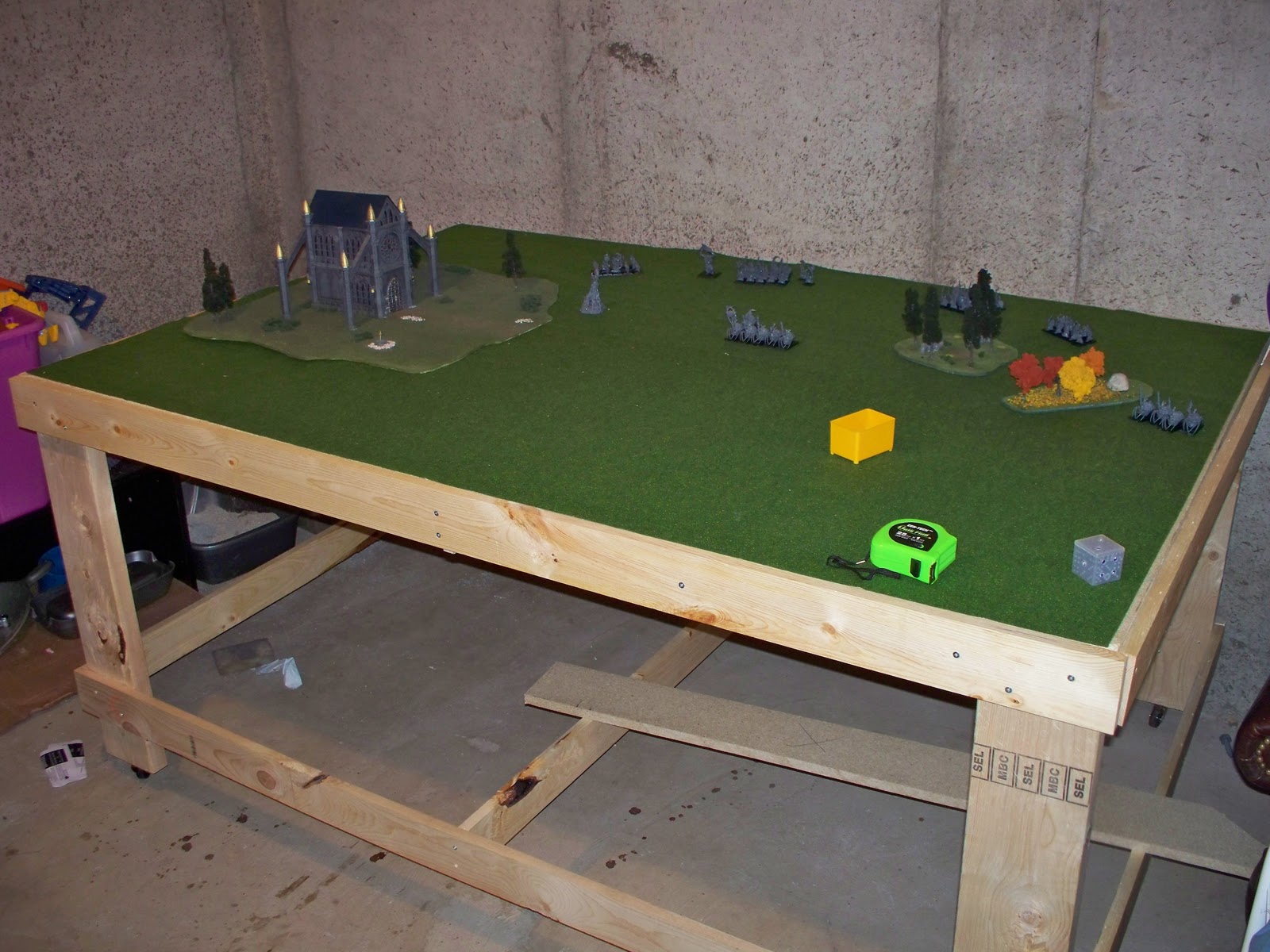 Chaos Kingdoms Building a gaming table at home, and on the cheap!