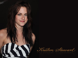Kristen Stewart smiling hd wallpaper