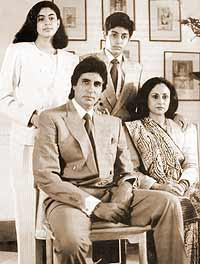 Amitabh Bachchan Beautiful Family Photo