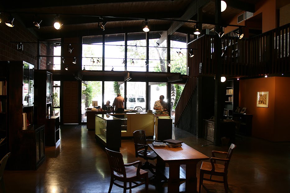 O.C. History Roundup: Dawson’s Book Shop is closing its doors