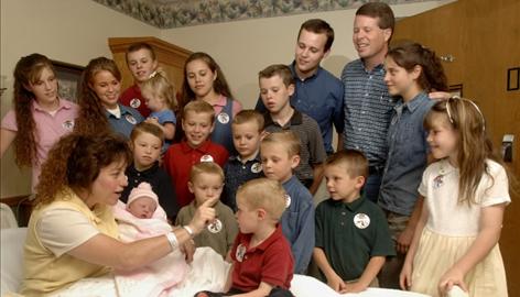 [duggarsx-topper-medium.jpg]