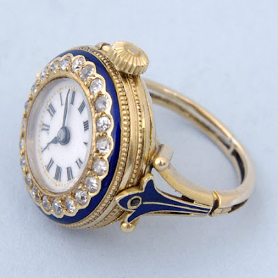 watch type ring