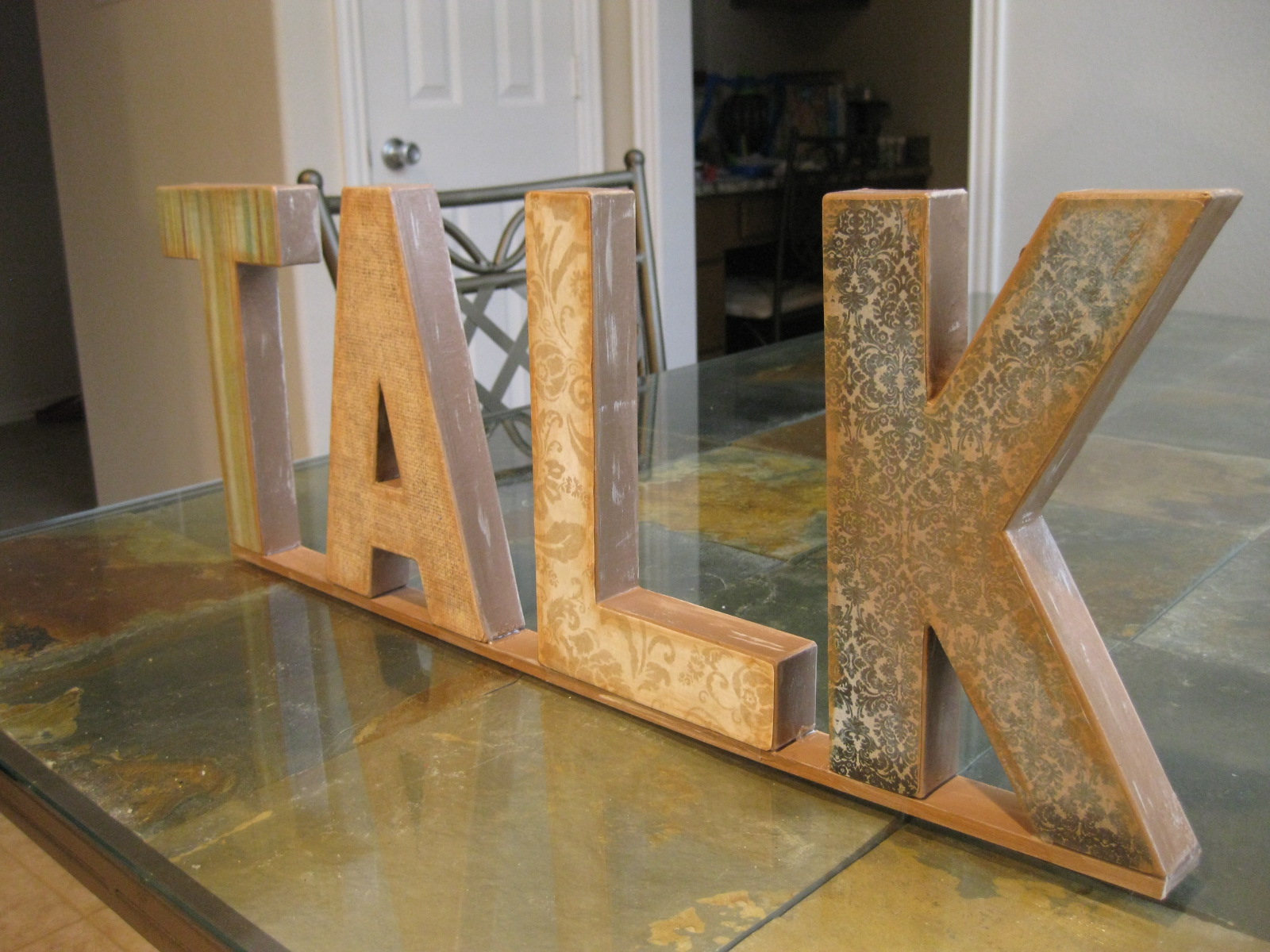 Life Crafts & Whatever: Talk, Eat and Laugh. My kitchen letters