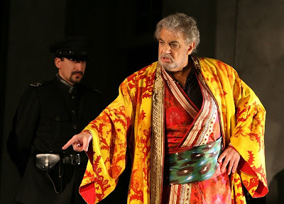 Plácido Domingo (Bajazet) in Tamerlano, Washington National Opera, 2008 (photo by Karin Cooper)