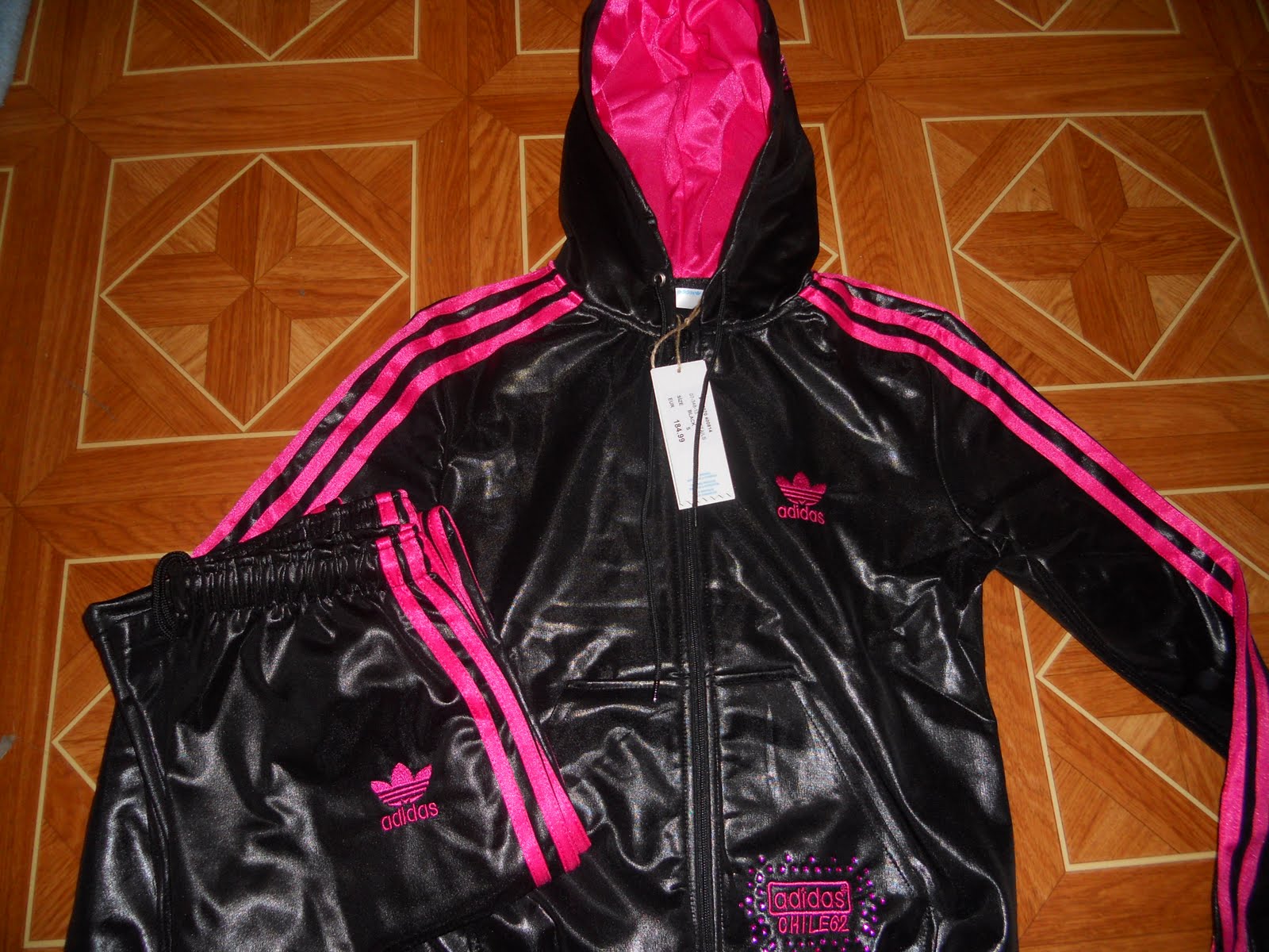 ,: complet ADIDAS - 60€
