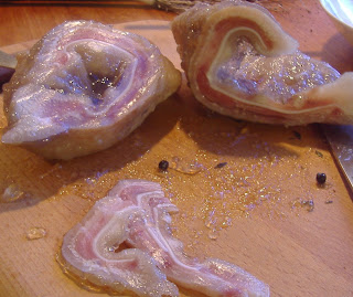 Jonas kogebog: Crispy pig's ears