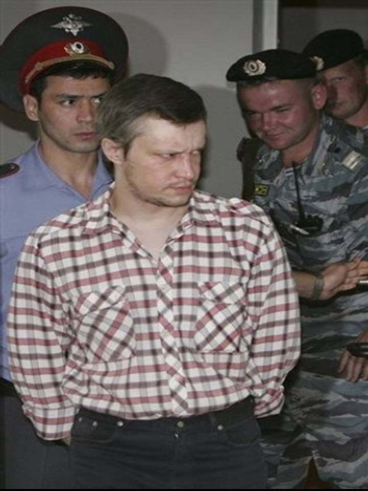 [Alexander+Pichushkin+(009).JPG]