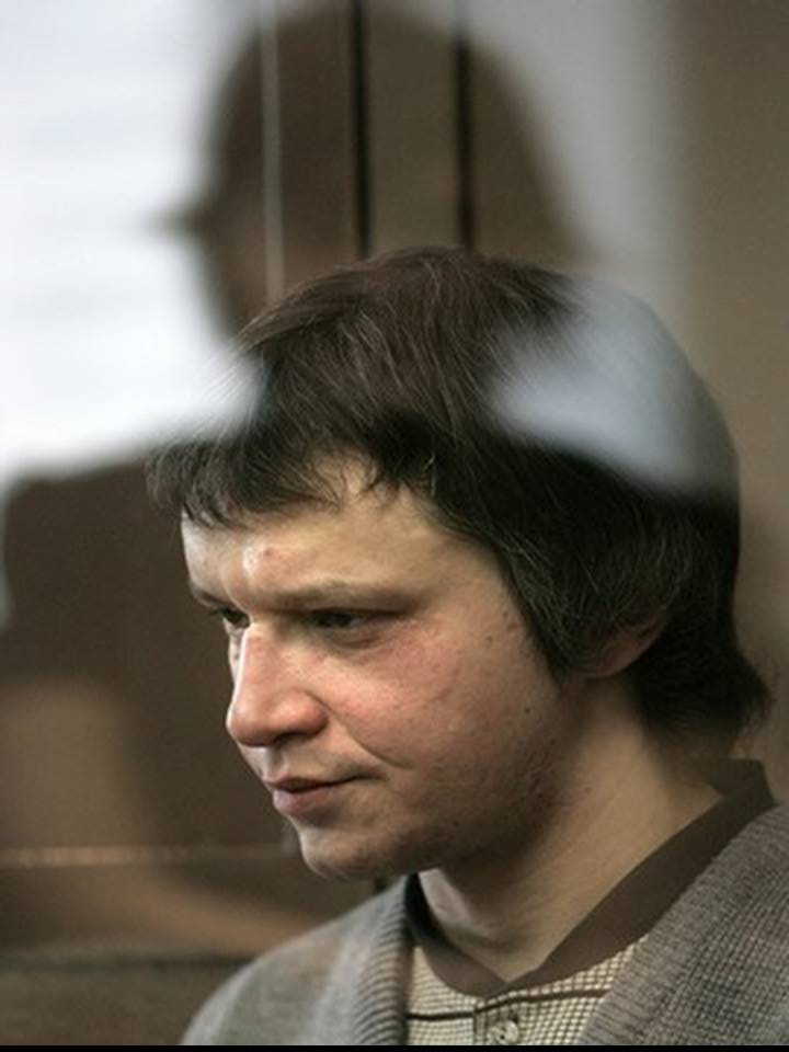 [Alexander+Pichushkin+(014).JPG]