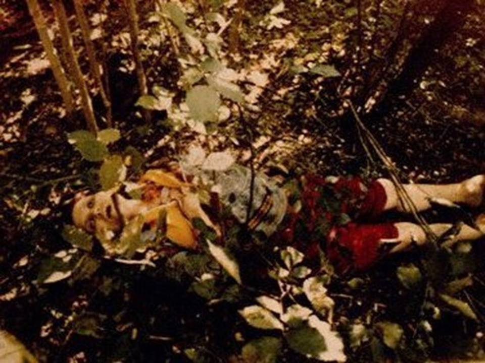 [Los+cadáveres+(005).JPG]