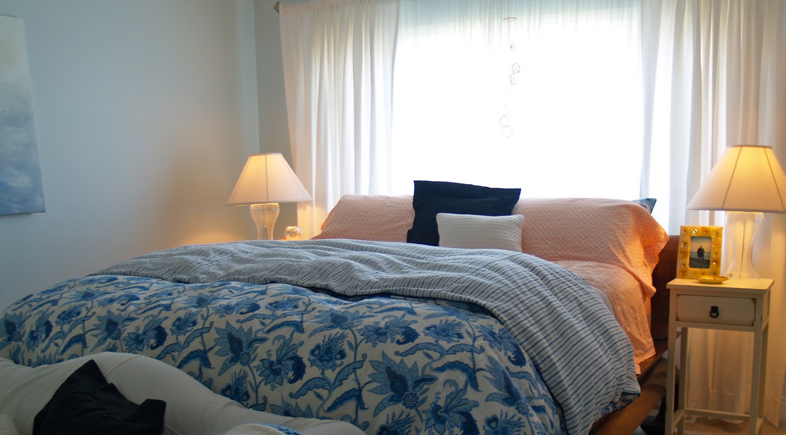 10 Rooms Yea or Nay Beds Under Windows..