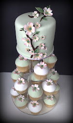 dogwood cupcakes cakes cake mint cutting tower cupcake elegant gentle colored iced weddingomania
