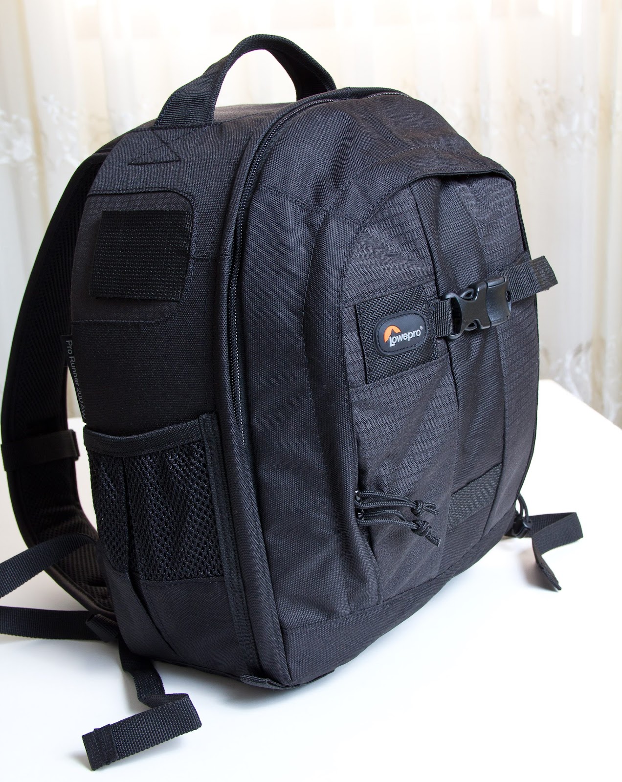 Better Family Photos: Camera Bag Review: Lowepro Pro Runner 200 AW